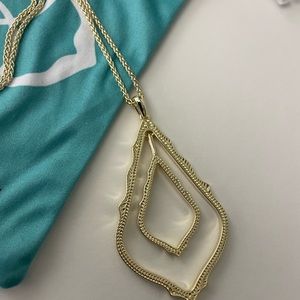 Kendra Scott drop necklace